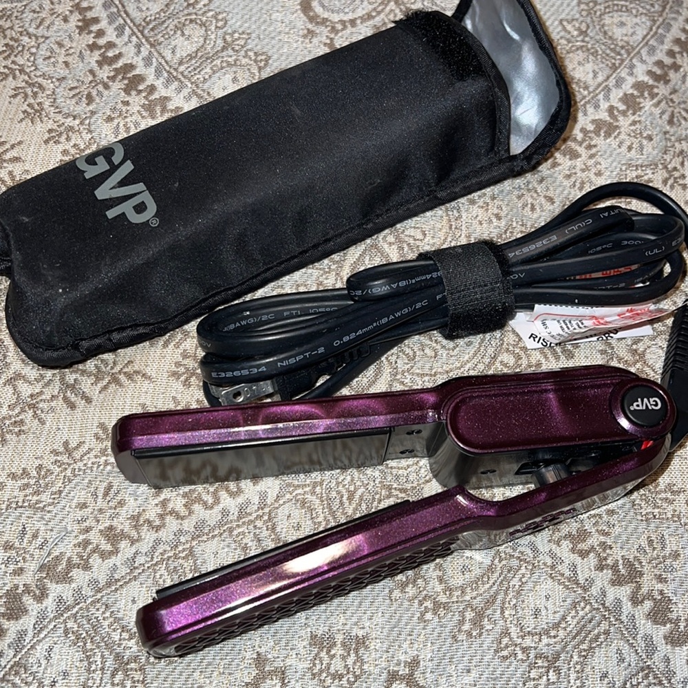 New never used before mini GVP straightener travel sized purple marble